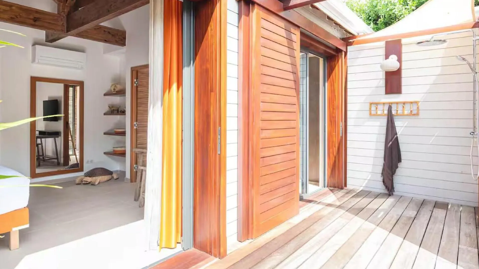 Tastefully Decorated And Fully Open To The Ocean Breeze Villa Cul de Sac Sint Maarten/Saint Martin