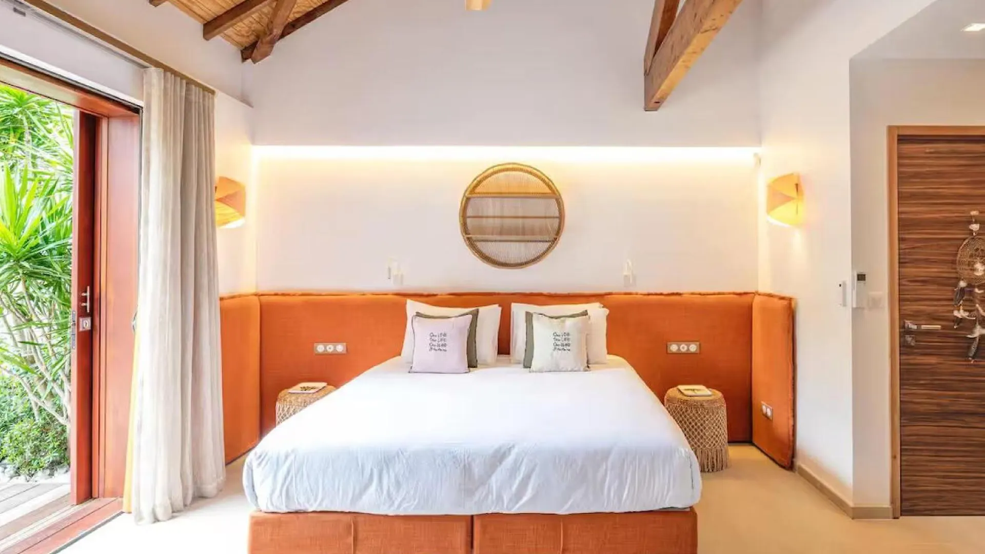 Tastefully Decorated And Fully Open To The Ocean Breeze Villa Cul de Sac 0*,